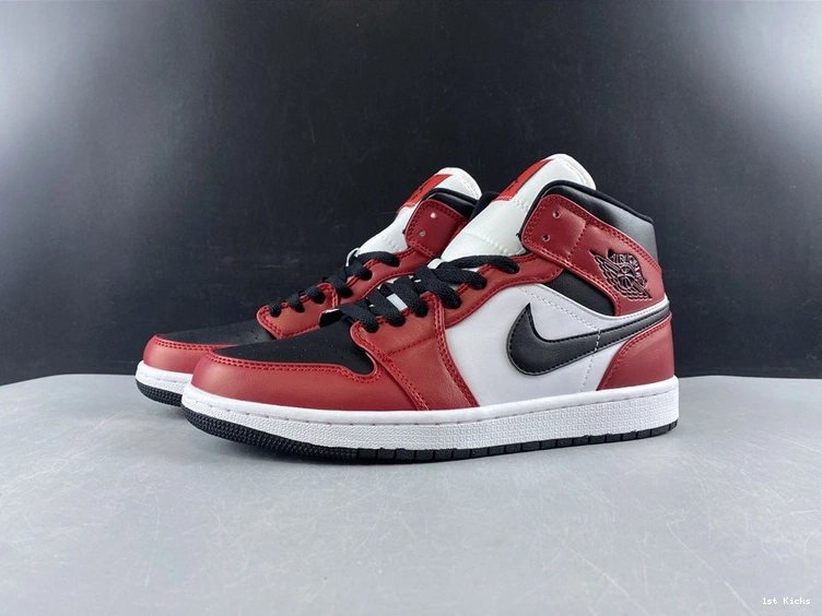 1 554724-069 AJ1 Jordan Chicago  Air Mid 0313